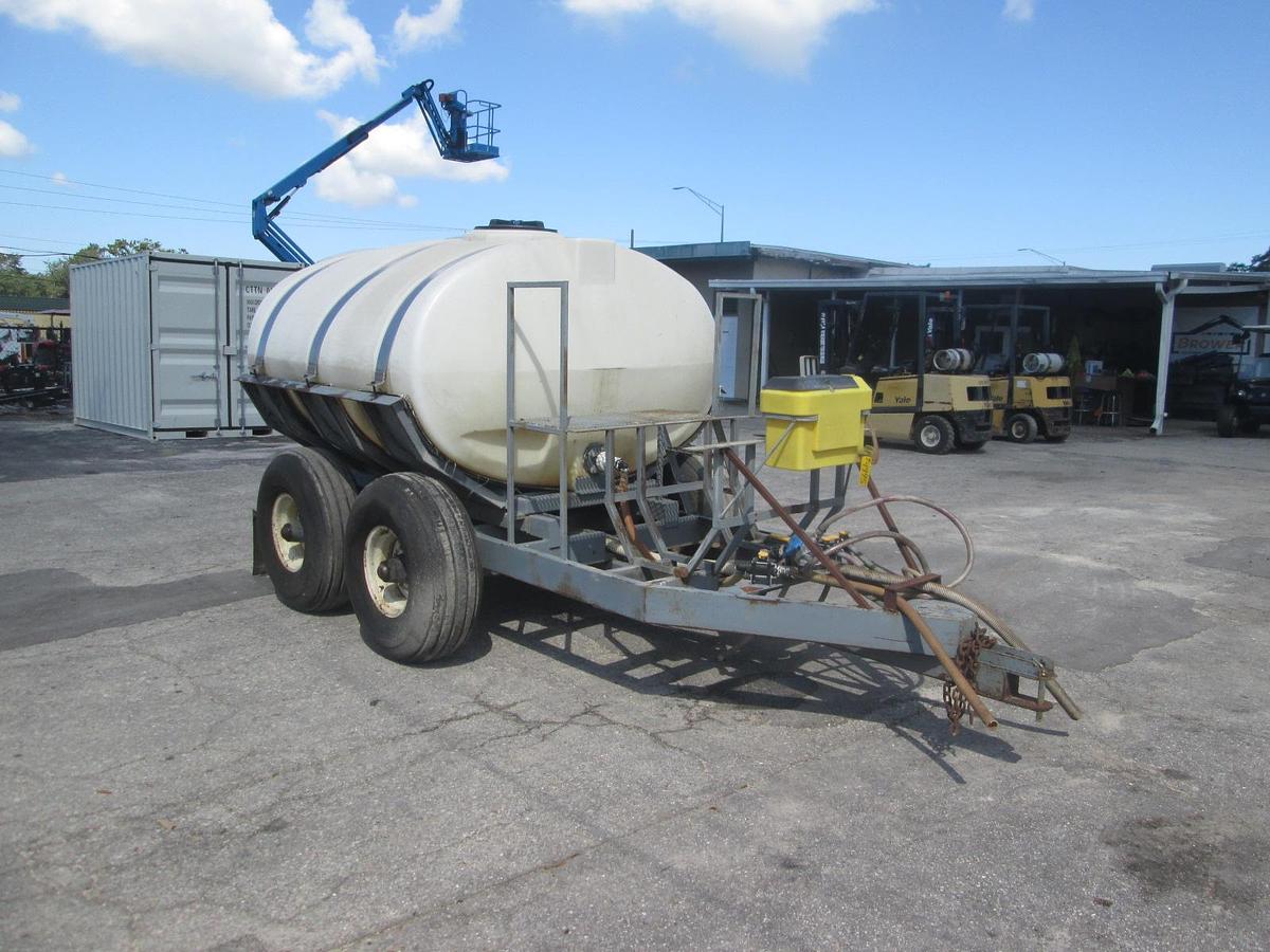 Used 1000 Gallon Water Wagon Sprayer