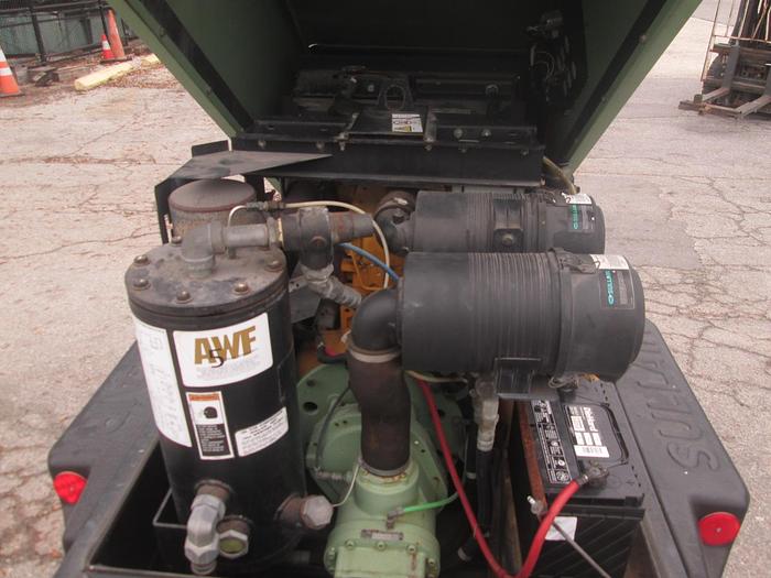 Used 2002 Sullair 185CFM Trailer Mounted Air Compressor