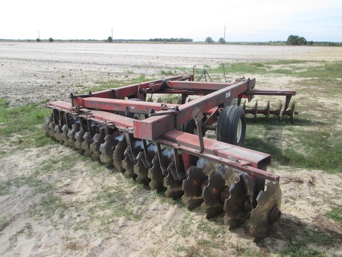 Used Case 770 DH 15' Offset Disc