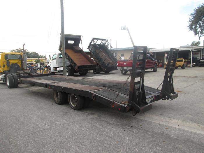 Used 2005 27' 20 Ton Trailer