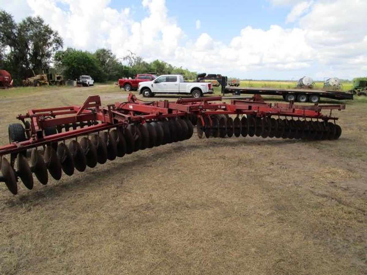Used Case IH 3900 Pull Behind Disc