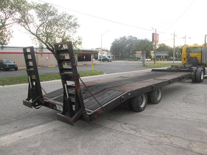Used 2005 27' 20 Ton Trailer