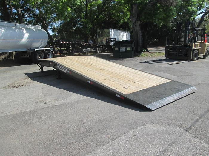 New 8'x25' Loading Dock Ramp