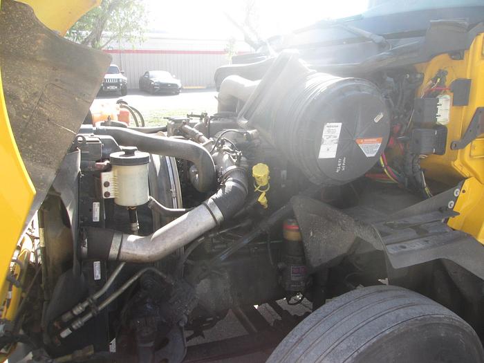Used 2011 International Prostar Semi Day Cab
