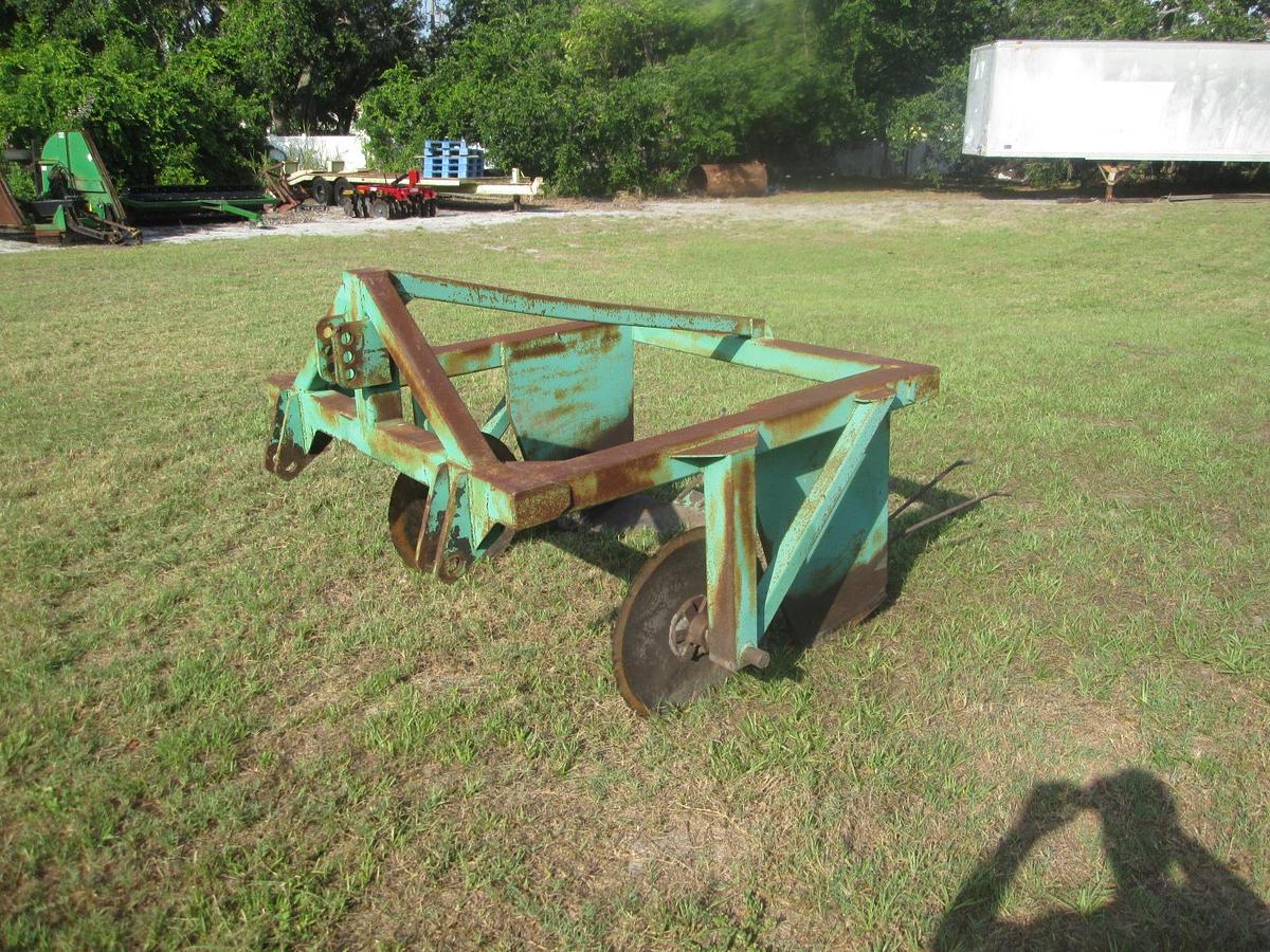 Used Kennco Plastic Lifter