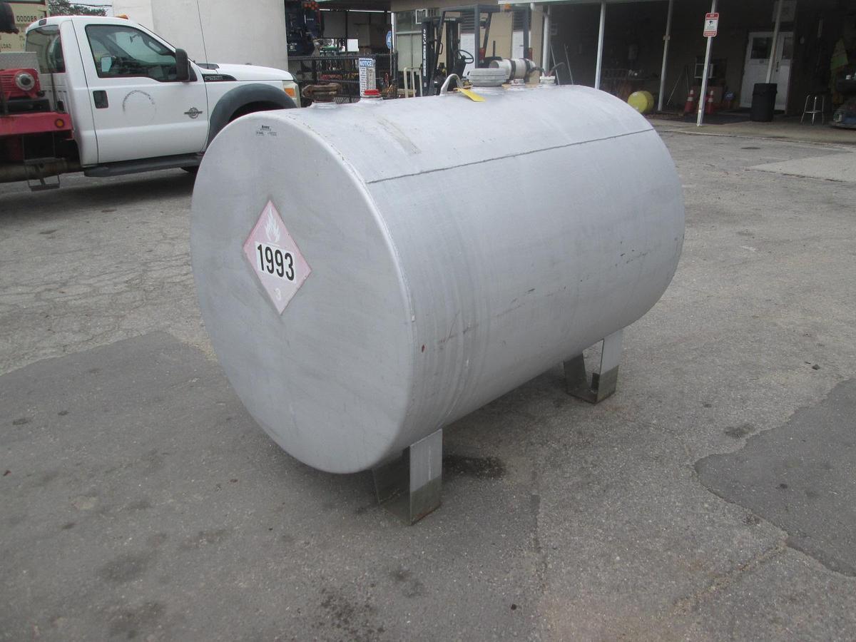 Used Used 500 Gallon Fuel Tank