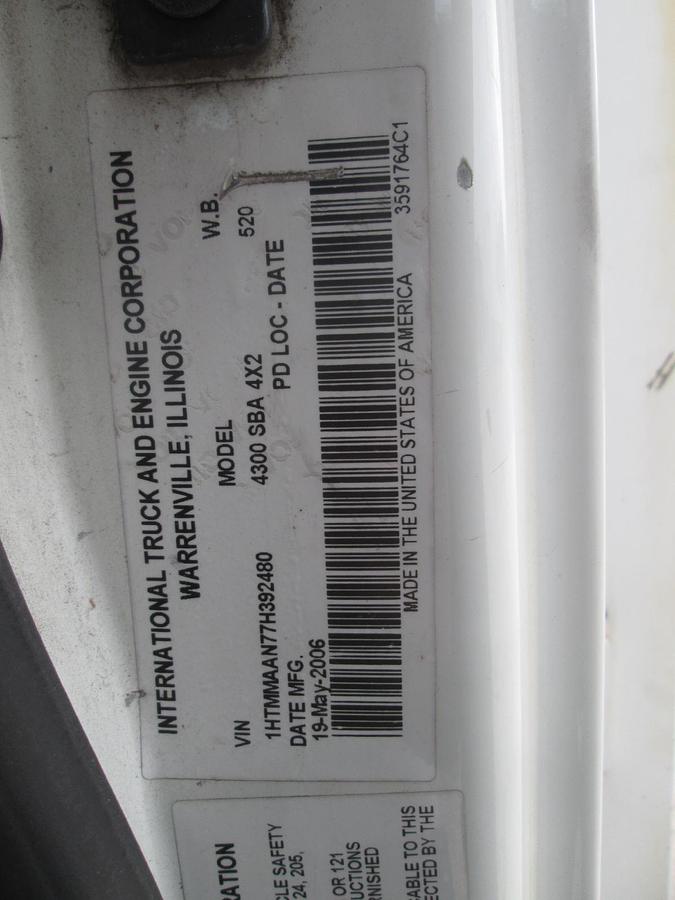 Used 2007 International 4300 Chipper Bucket Truck