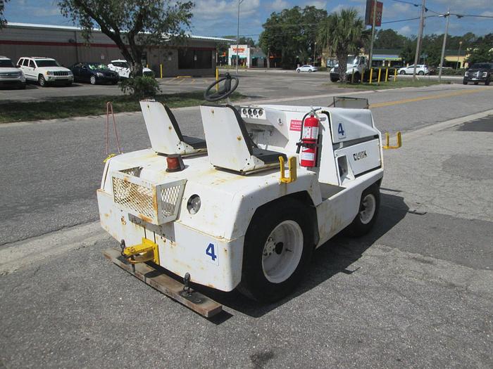 Used Clark Gas Airplane Tug