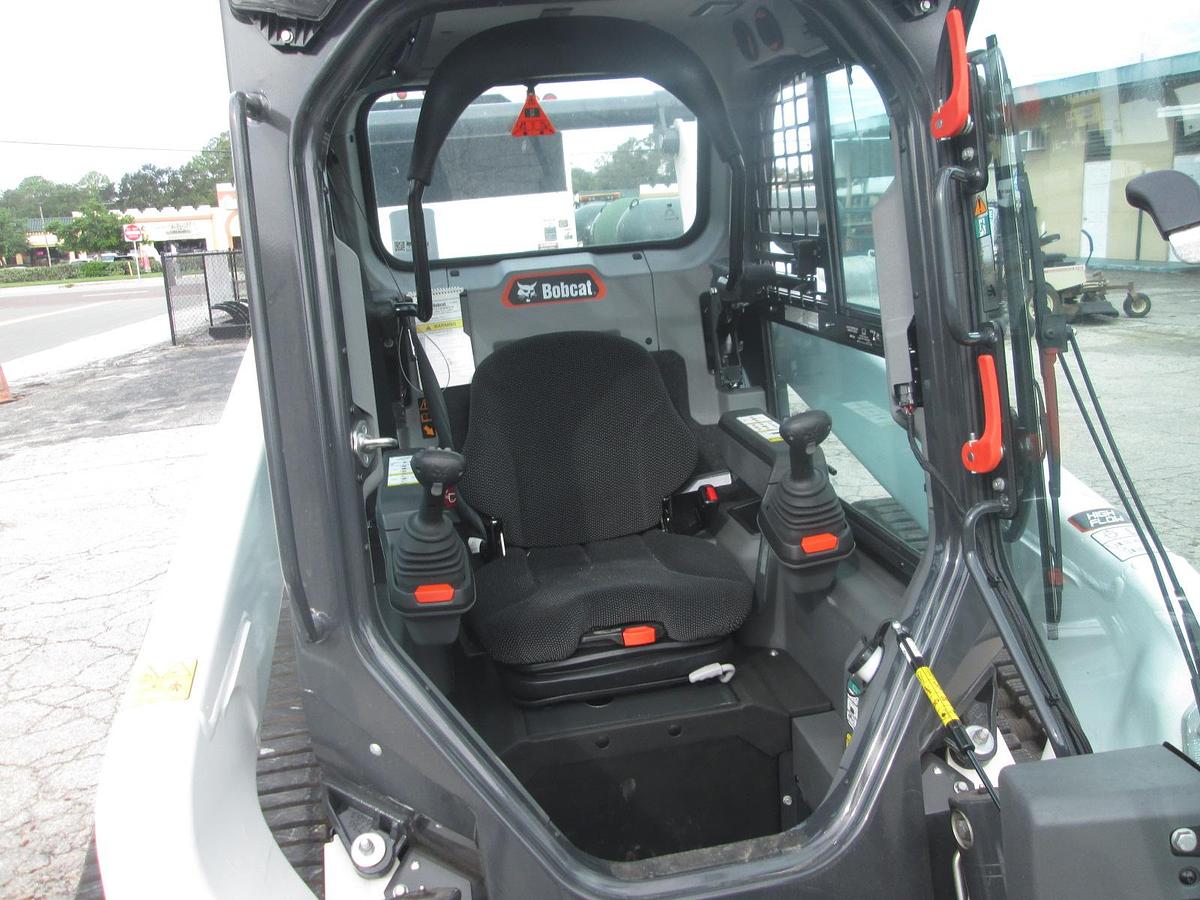 Used 2026 Bobcat T76 Skid Steer with Tilt Trailer