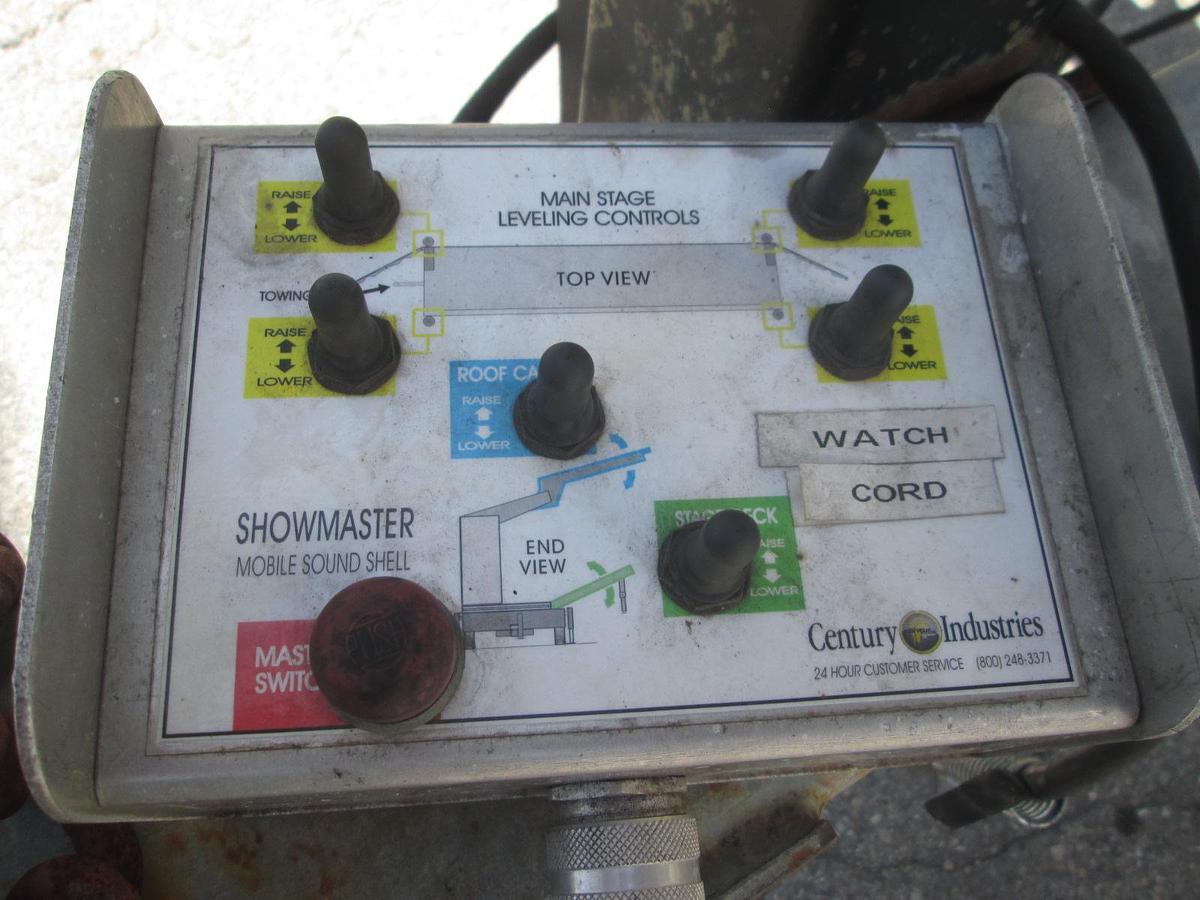 Used 2005 Century Industries Mobil Stage