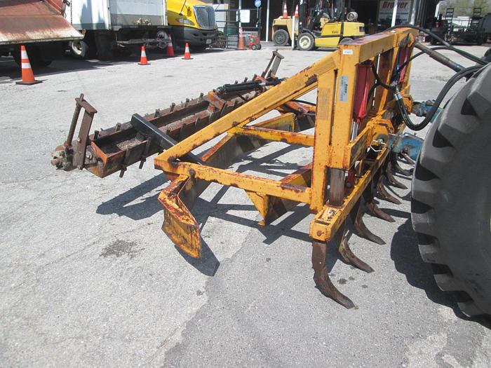 Used Reveal 4 in 1 Arena and Ground Prep Tool