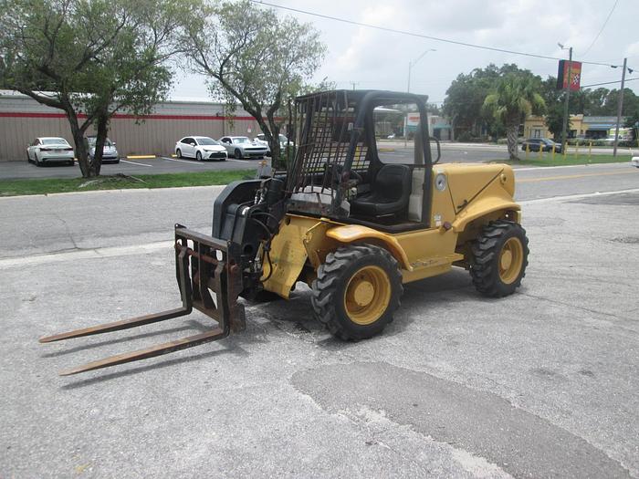 Used 2006 JCB 520 Telehandler