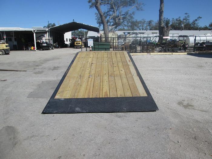 New 8'x20' Loading Ramp