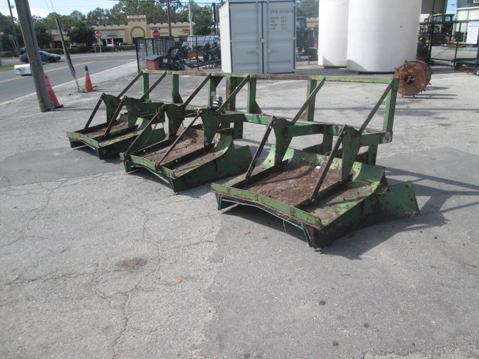 Used Kennco 3 Row Bed Press