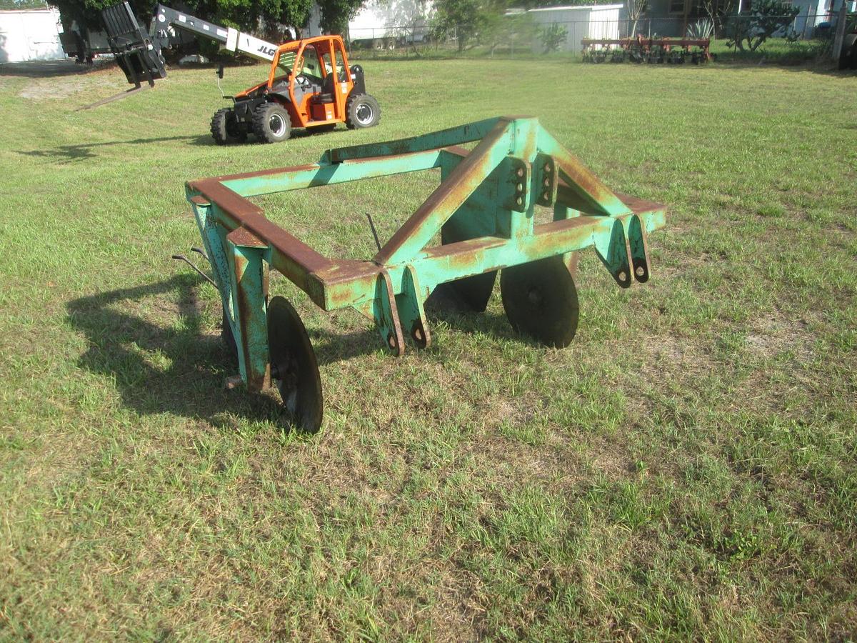 Used Kennco Plastic Lifter