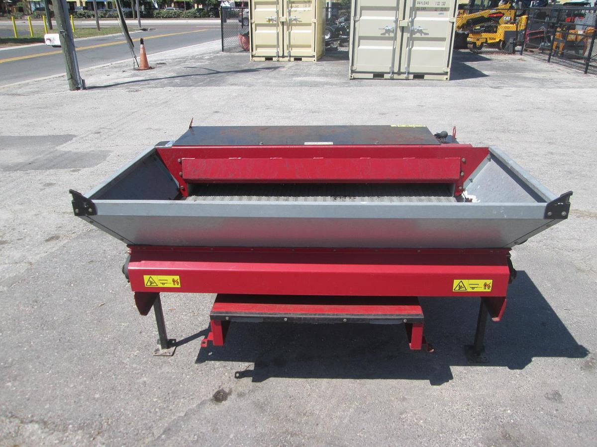 Used Toro Topdresser 1800