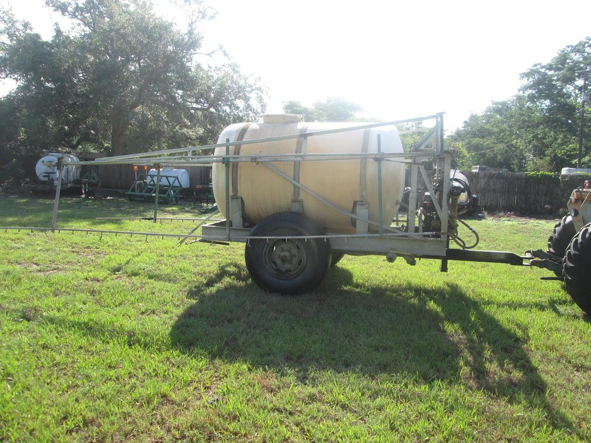Used Kennco 1000 Gallon Fertilizer Sprayer
