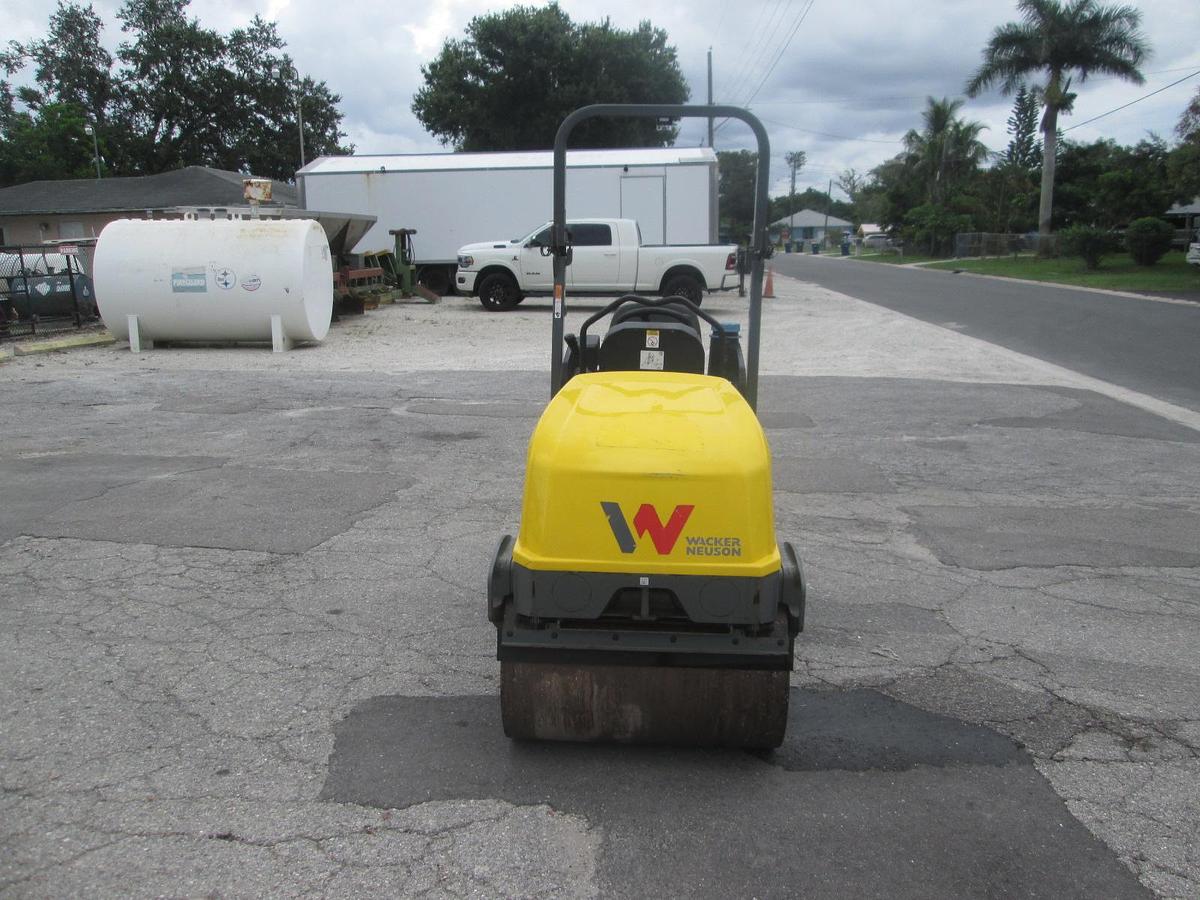 Used 2021 Wacker Neuson RD12 Roller