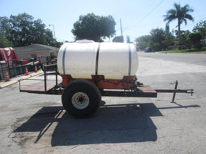 Used 750 Gallon Pull Behind Water Wagon