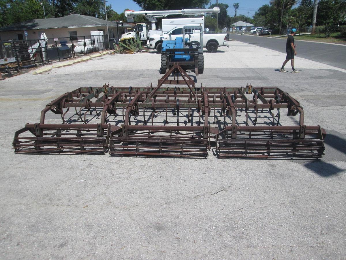 Used 14' 3 Point Scratcher With Baskets