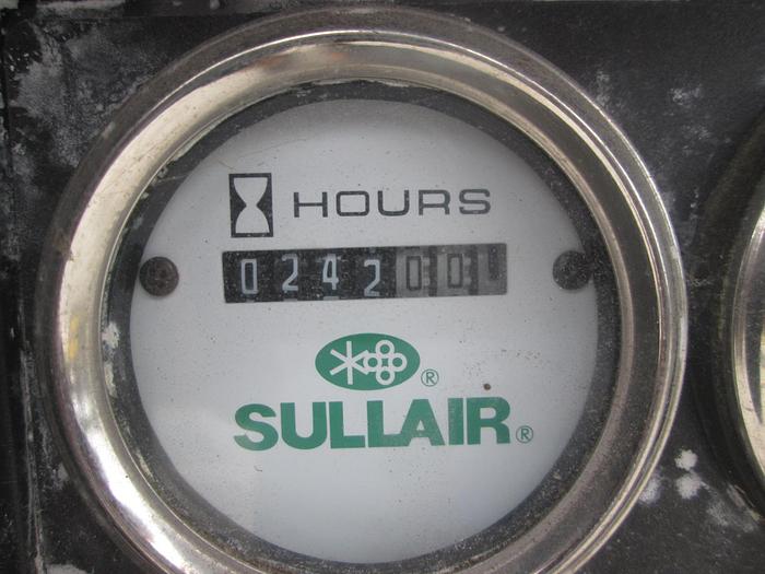 Used 2002 Sullair 185CFM Trailer Mounted Air Compressor