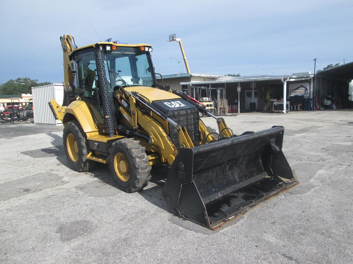 Used 2018 Caterpillar 420F2 Loader Backhoe