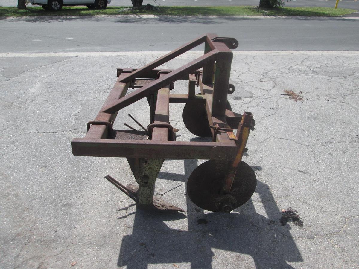 Used 3 Point Plastic Lifter