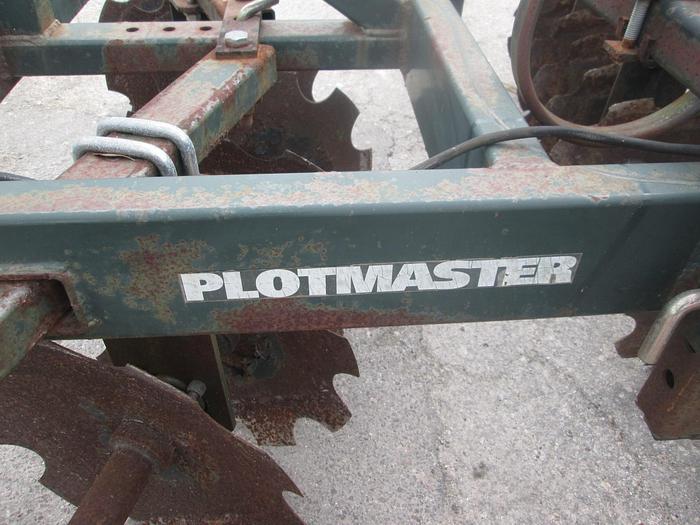 Used Plotmaster Hunter 800 Disc and Seeder