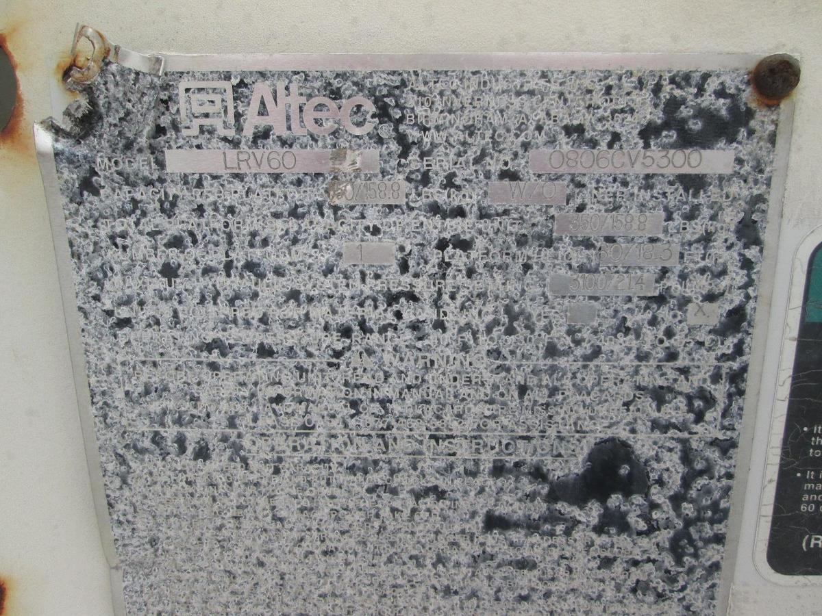 Used 2007 International 4300 Chipper Bucket Truck