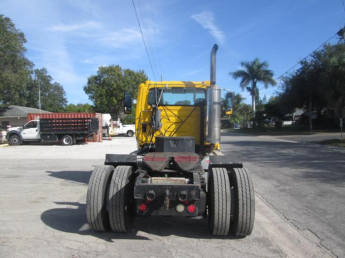 Used 2011 International Prostar Semi Day Cab