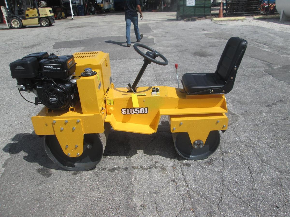 New 2025 Fland SL850 Vibratory Roller