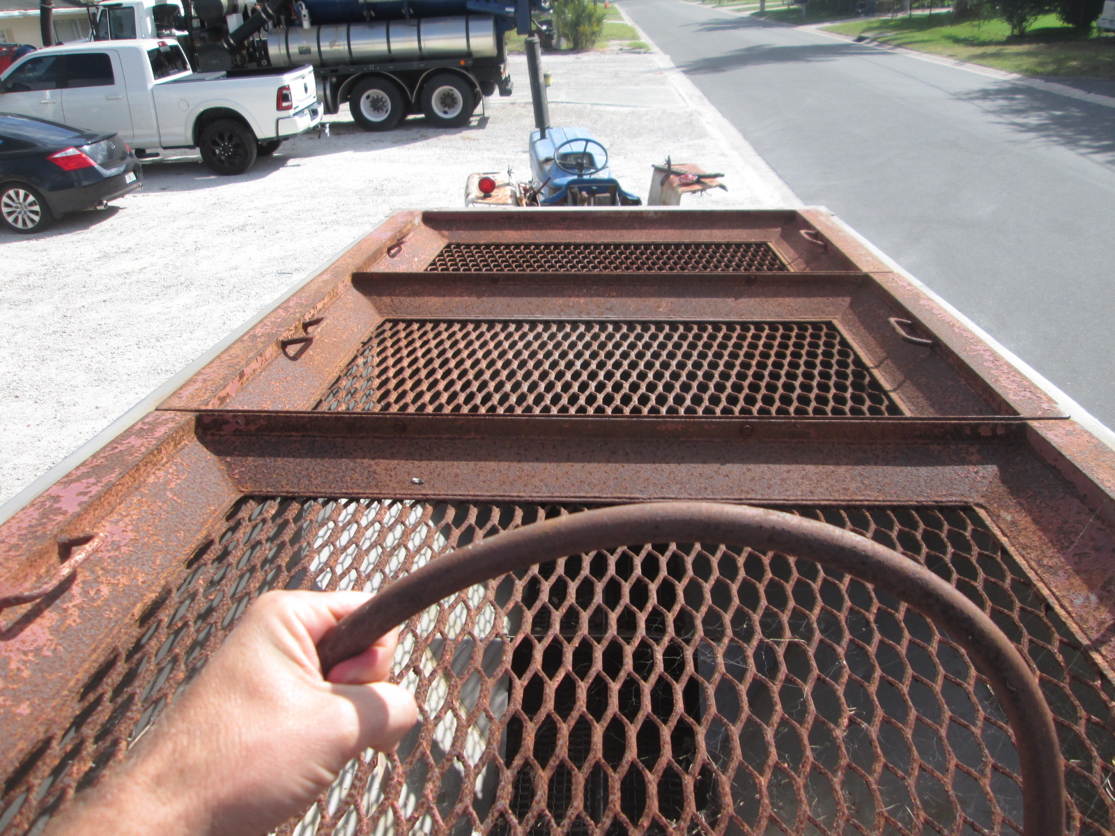 Used 5 Ton Killebrew Fertilizer Spreader