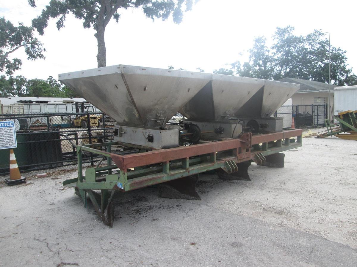 Used Kennco 3 Row Bedder With Fertilizer Spreader