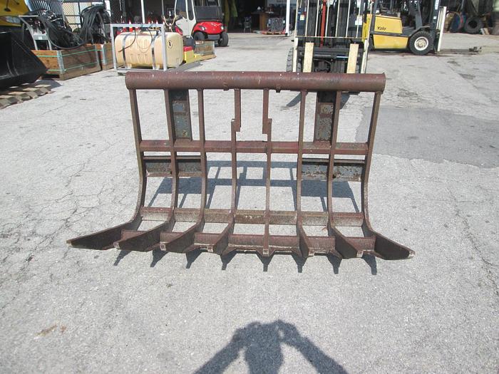 Used 5' John Deere Root Rake