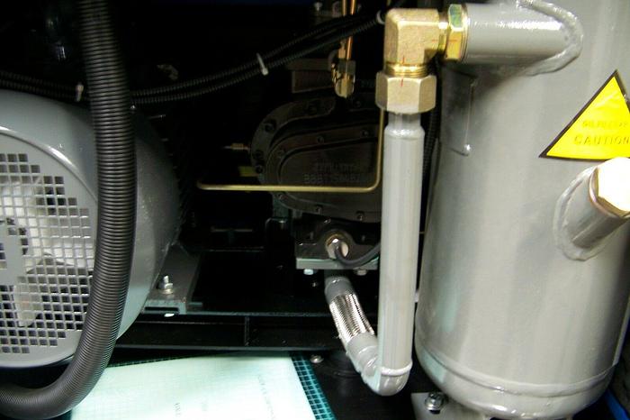 Air-Max 20hp MAC-20B120H   (NEW) Industrial Rotary Screw Compressor 120 gallon Tank