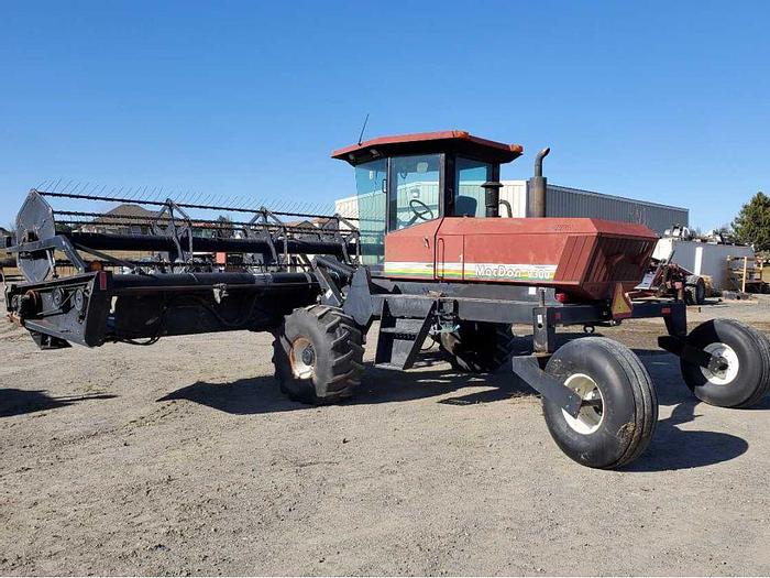Used Macdon 9300 Windrower w/ 25' Draper for Sale in Washington...