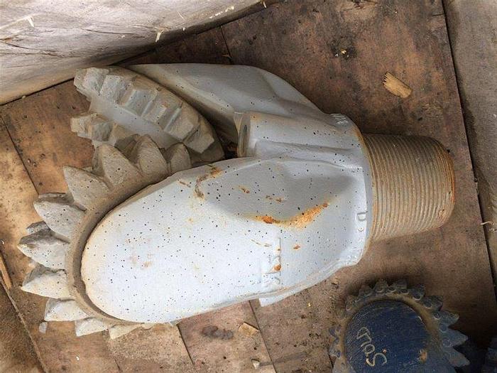 Used 17-1/2" Steel Tooth Bit - Medium Formation - Open Bearing