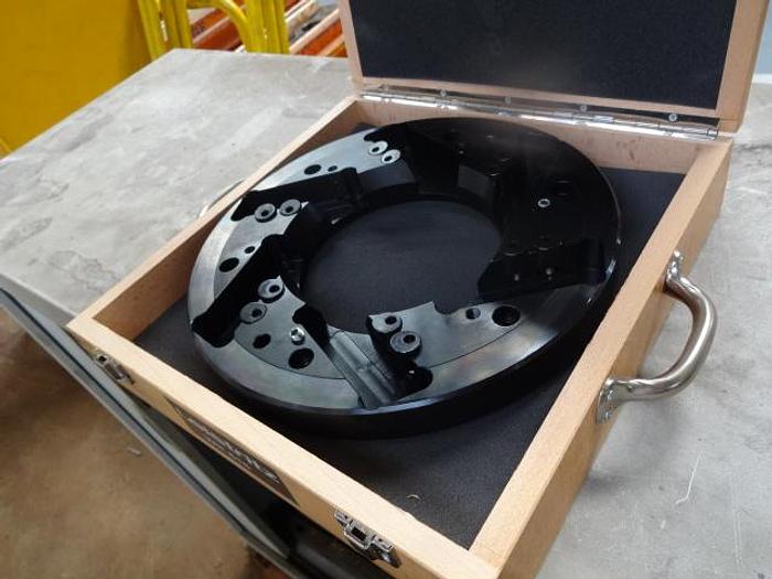 Utilisé Machine CNC d’usinage de vis mère