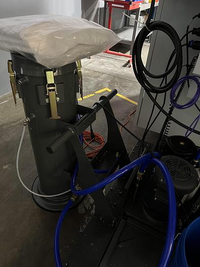 Used 2021 HAAS UMC-500SS 5-Axis CNC Vertical Machining Center