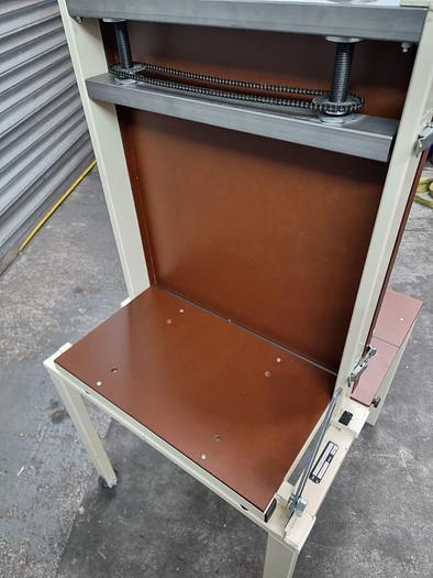 Used Muro Padding press 