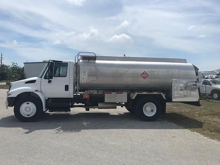 Used 2006 International 4300 Fuel Truck - C83458