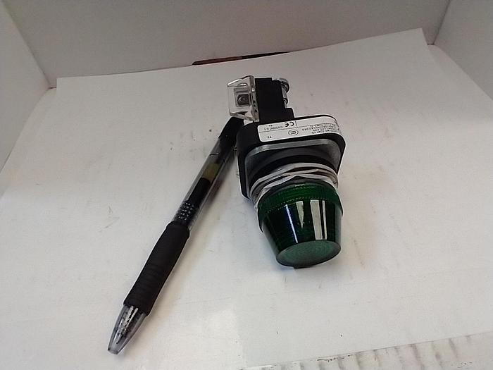 Allen-Bradley 800-q24g