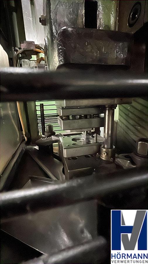 Gebraucht Exzenterpresse Hensel EBU SK50 / 500 kN mit Schutzschirm