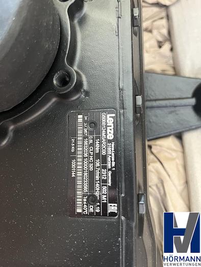 Used Lenze Servo Kegelradgetriebemotor