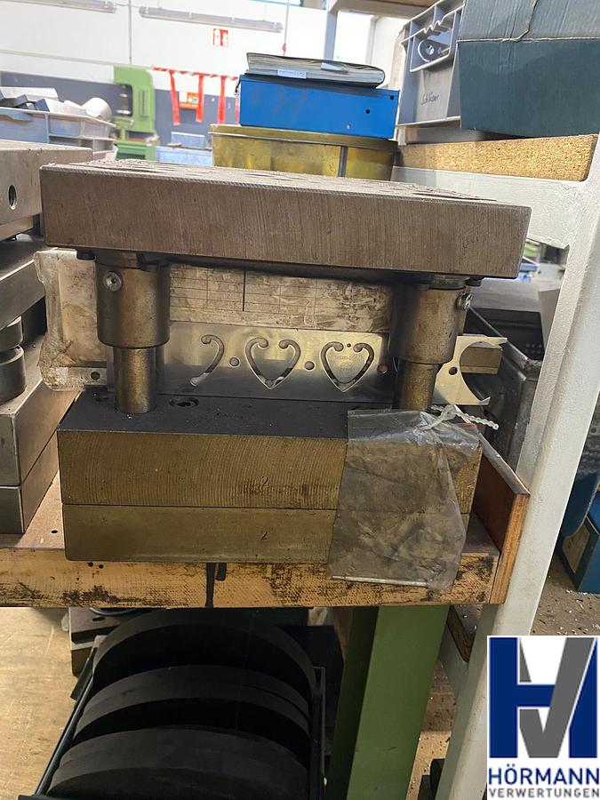 Gebraucht Exzenterpresse Hensel EBU SK50 / 500 kN mit Schutzschirm