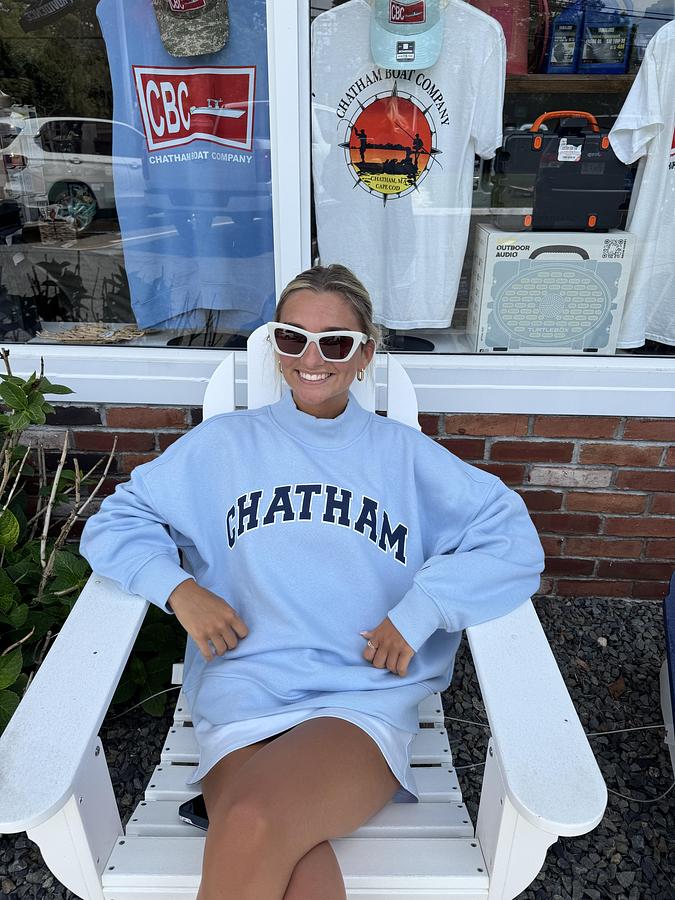 Used L2 Chatham Women's Mock Neck Sweatshirt Blue