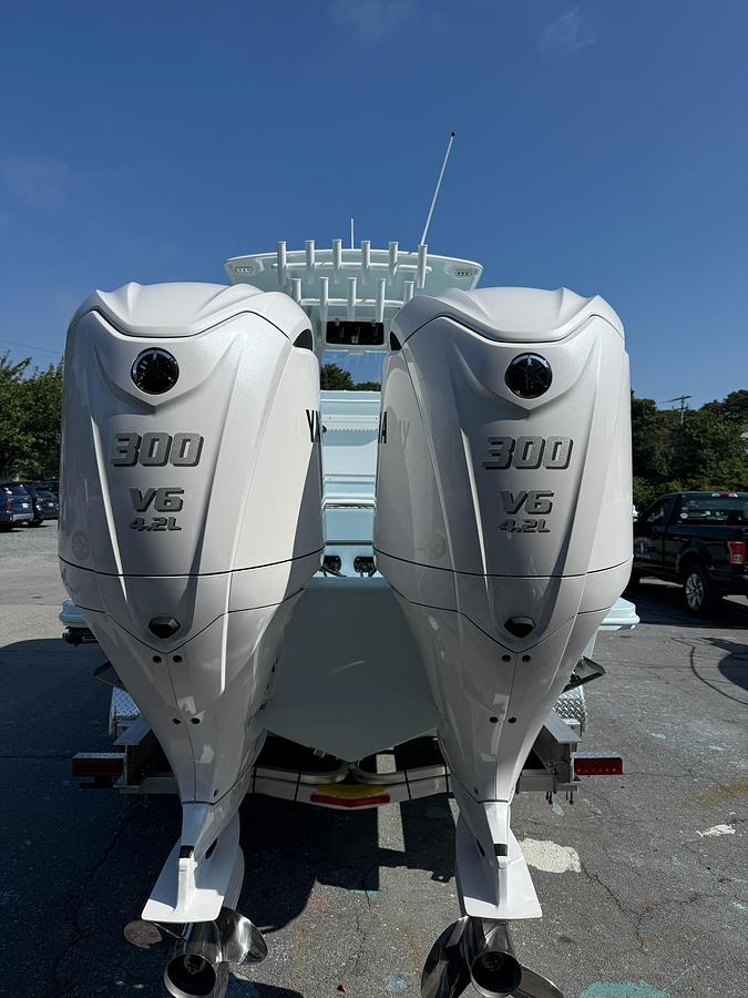 2025 Orion 29 Twin Yamaha 300HP Ice Blue Center Console