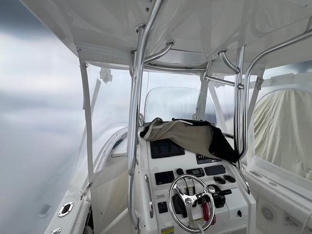 Used 2015 Regulator 23FS