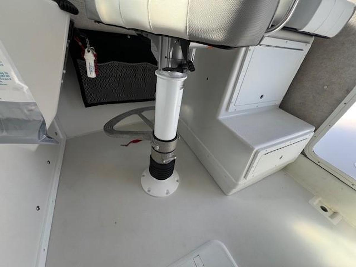 Used 2023 Parker 2820 XLD