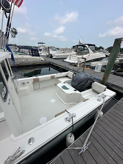 Used 2017 Parker 2120SC